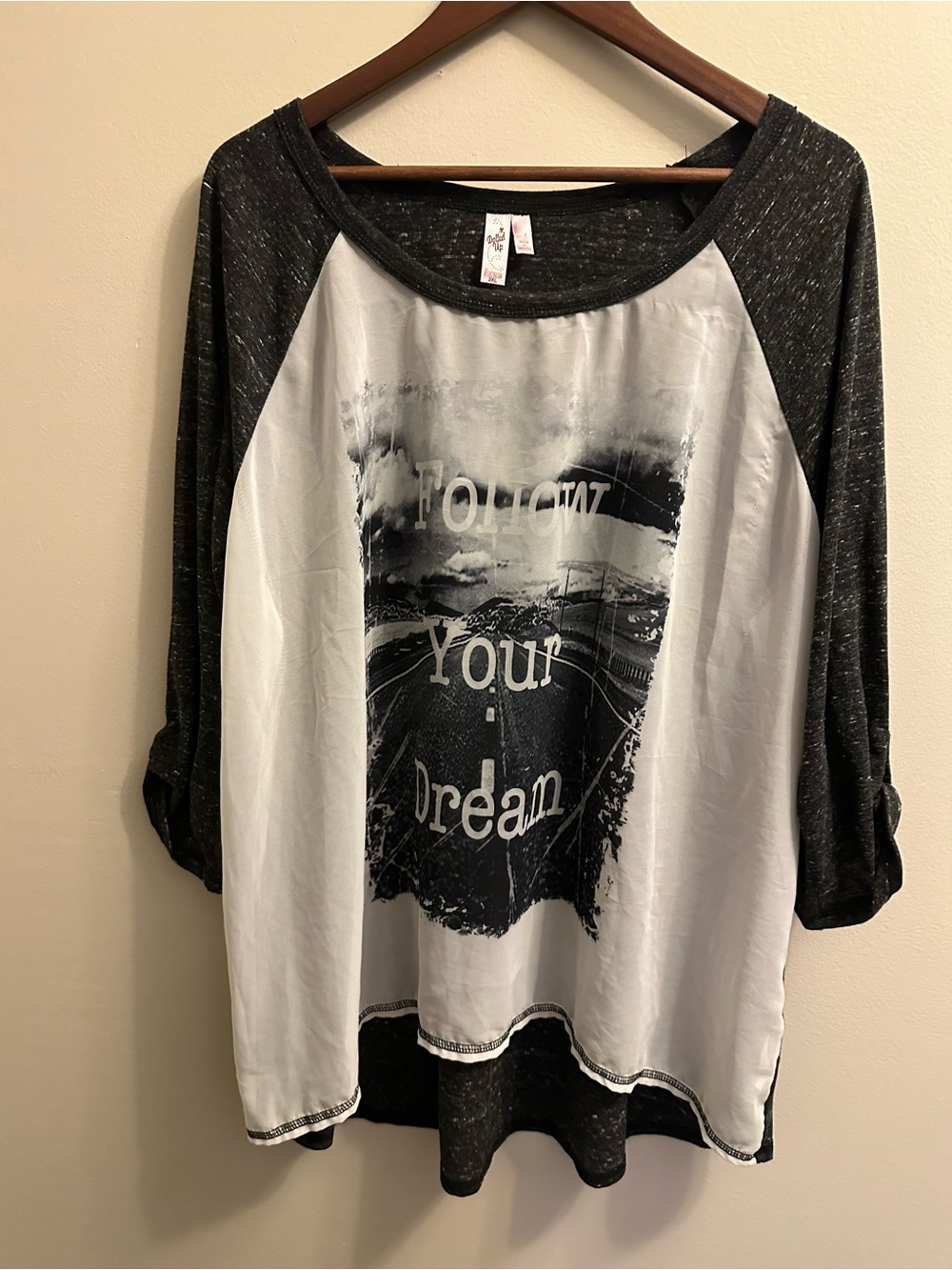 Dolled Up Black Heather Raglan Top